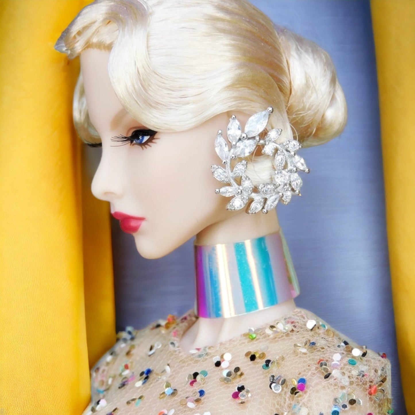 Round earrings for Integrity Toys dolls Poppy Parker Fashion Royalty Nu Face Barbie Silkstone